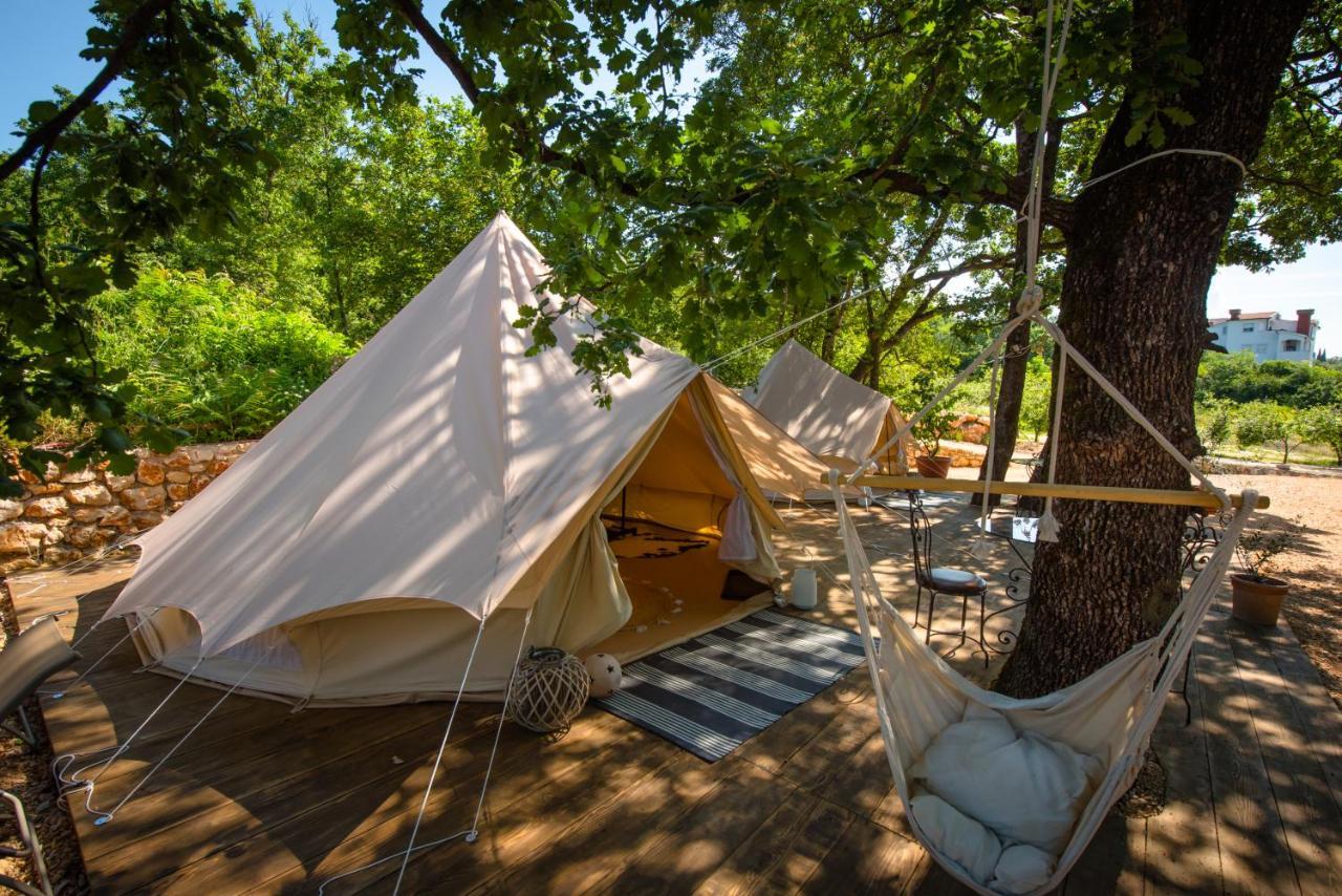 Rock Oak Glamping 3 Hotel Imotski Exterior photo